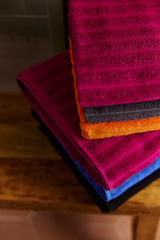 70011-0009-01-12_1; 70012-0009-01-12_1; Finlayson Reilu Käsipyyhe Fuksia / 50x70 cm