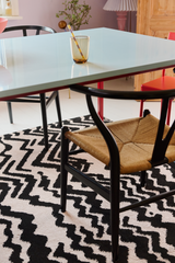 109364-1099_2; 109365-1099_2; Finlayson Zebra Keskilattiamatto Beige-musta / 200x300 cm