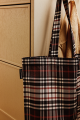 80229-1951-01-10_1; Finlayson Reino&Aino Kangaskassi Ruskea / 45x42 cm