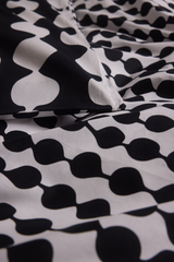60652-4654-01-06_2; Finlayson Pampula Pussilakanasetti Musta / Valkoinen / 150x210 + 50x60 cm
