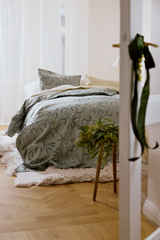 60712-5132-05-06_2; Finlayson Misteli Satiinipussilakanasetti Salvianvihreä / 150x210 + 50x60 cm