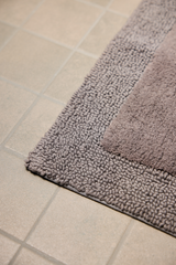 70321-0001-03-06_3; Finlayson Hali Kylpymatto Harmaa / 50x80 cm