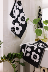 70563-5497-01-12_2; Finlayson Kukka Käsipyyhe Musta / Valkoinen / 50x70 cm
