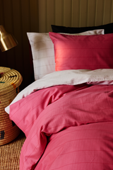 60712-4292-16-06_1; 60712-4292-15-06_1; Finlayson Ruoko Satiinipussilakanasetti Pinkki / 150x210 + 50x60 cm 