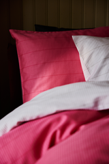 60712-4292-16-06_2; 60712-4292-15-06_2; Finlayson Ruoko Satiinipussilakanasetti Pinkki / 150x210 + 50x60 cm 